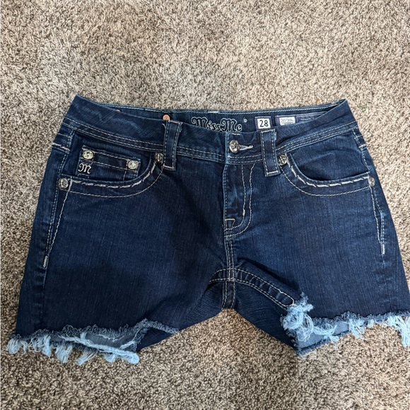 Miss me jeans ! Size 28
Adorable . - Picture 4 of 5